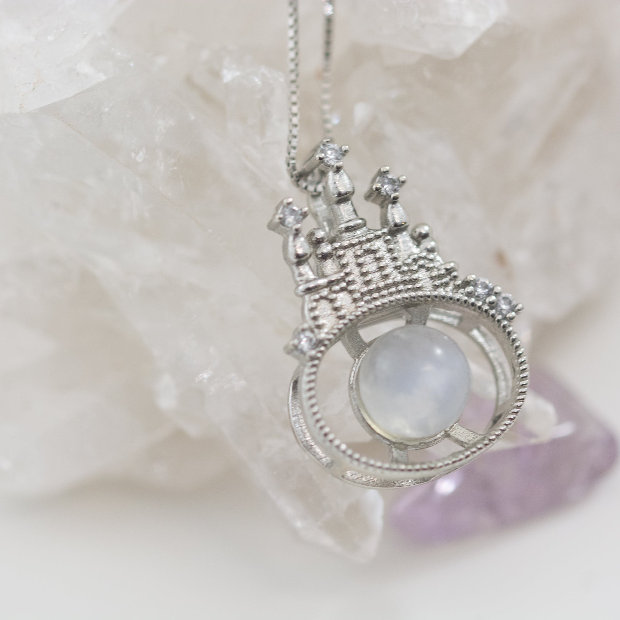 Sterling silver pendant with moonstone