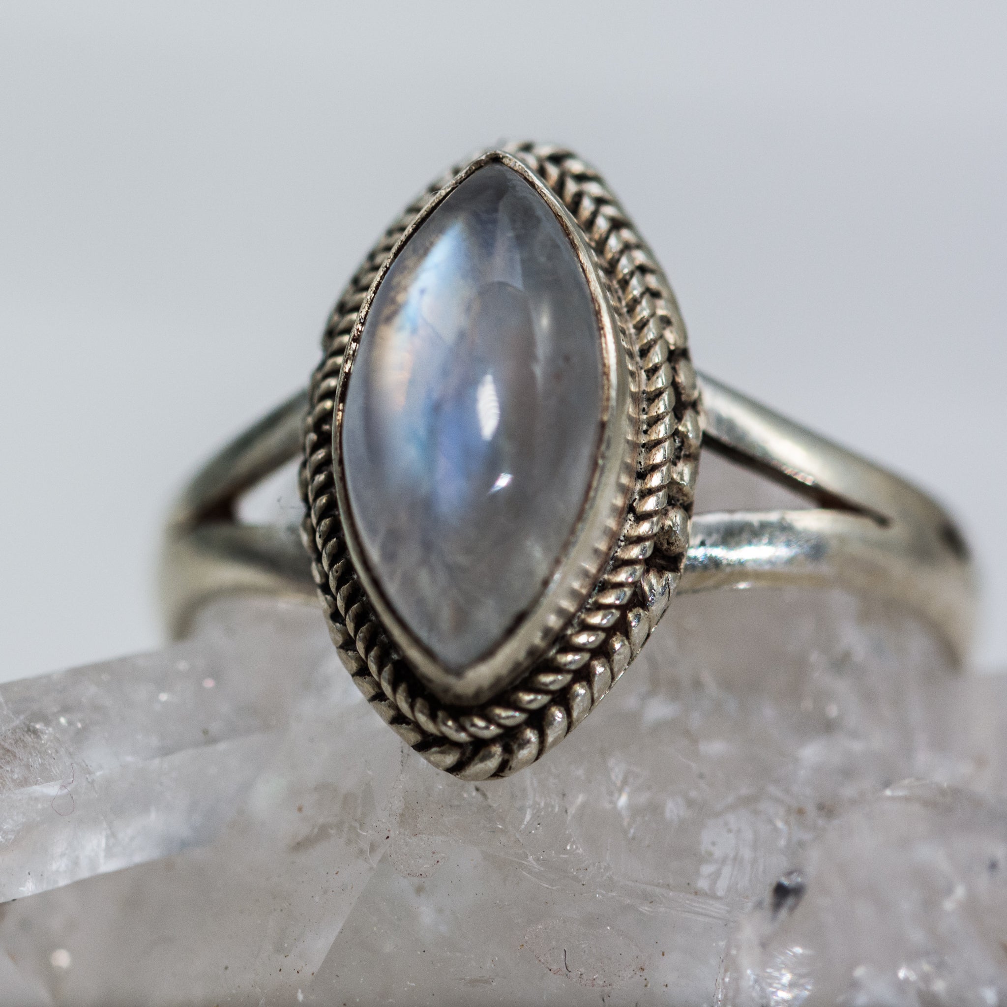 sterling silver ring vintage-moonstone marquise cut