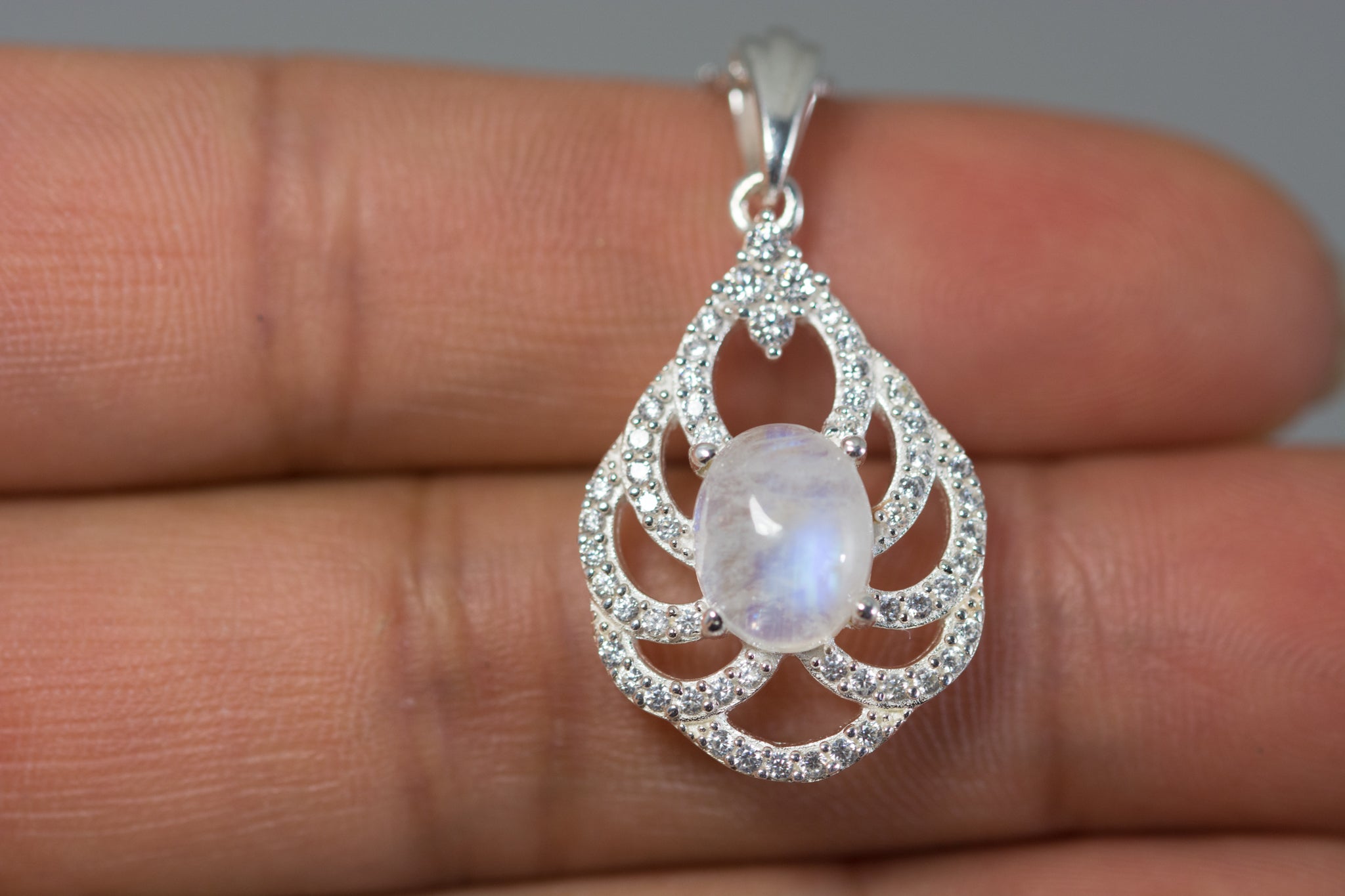 Sterling Silver Moonstone Pendant Spiral